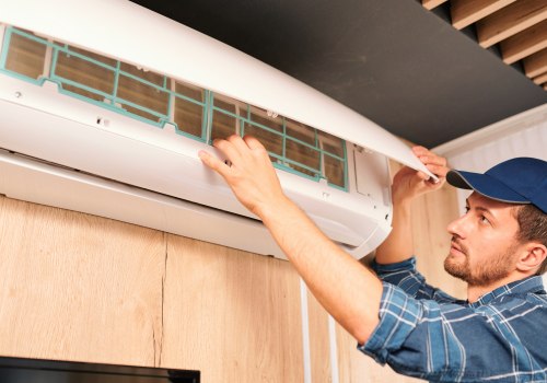 How Professionals Do AC Maintenance in West Palm Beach FL